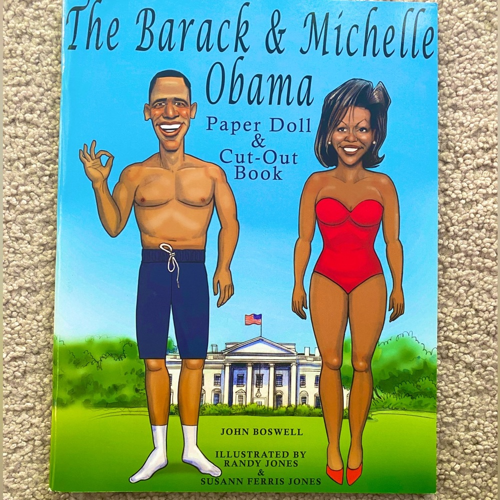 🆕 Barack & Michelle Obama Paper Doll book
